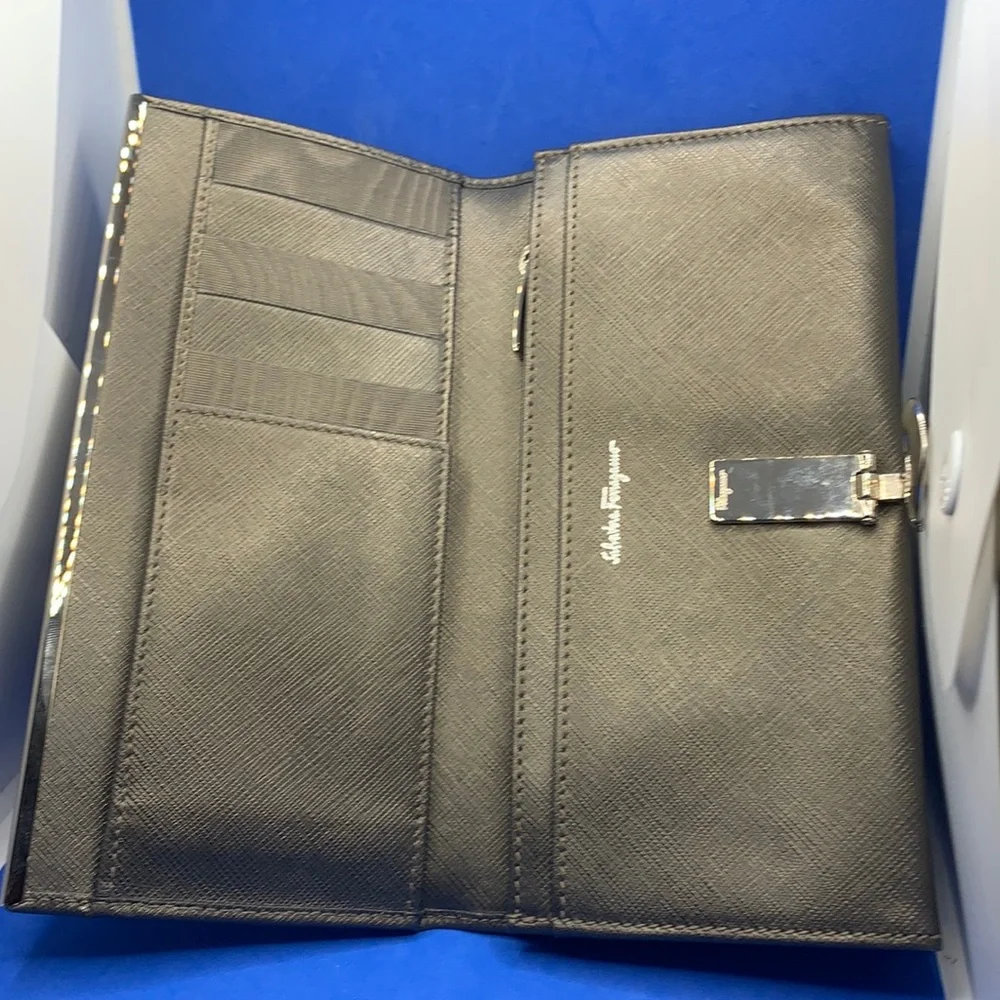 💗SALE💗 Salvatore Ferragamo‎ leather wallet steel gray Grey